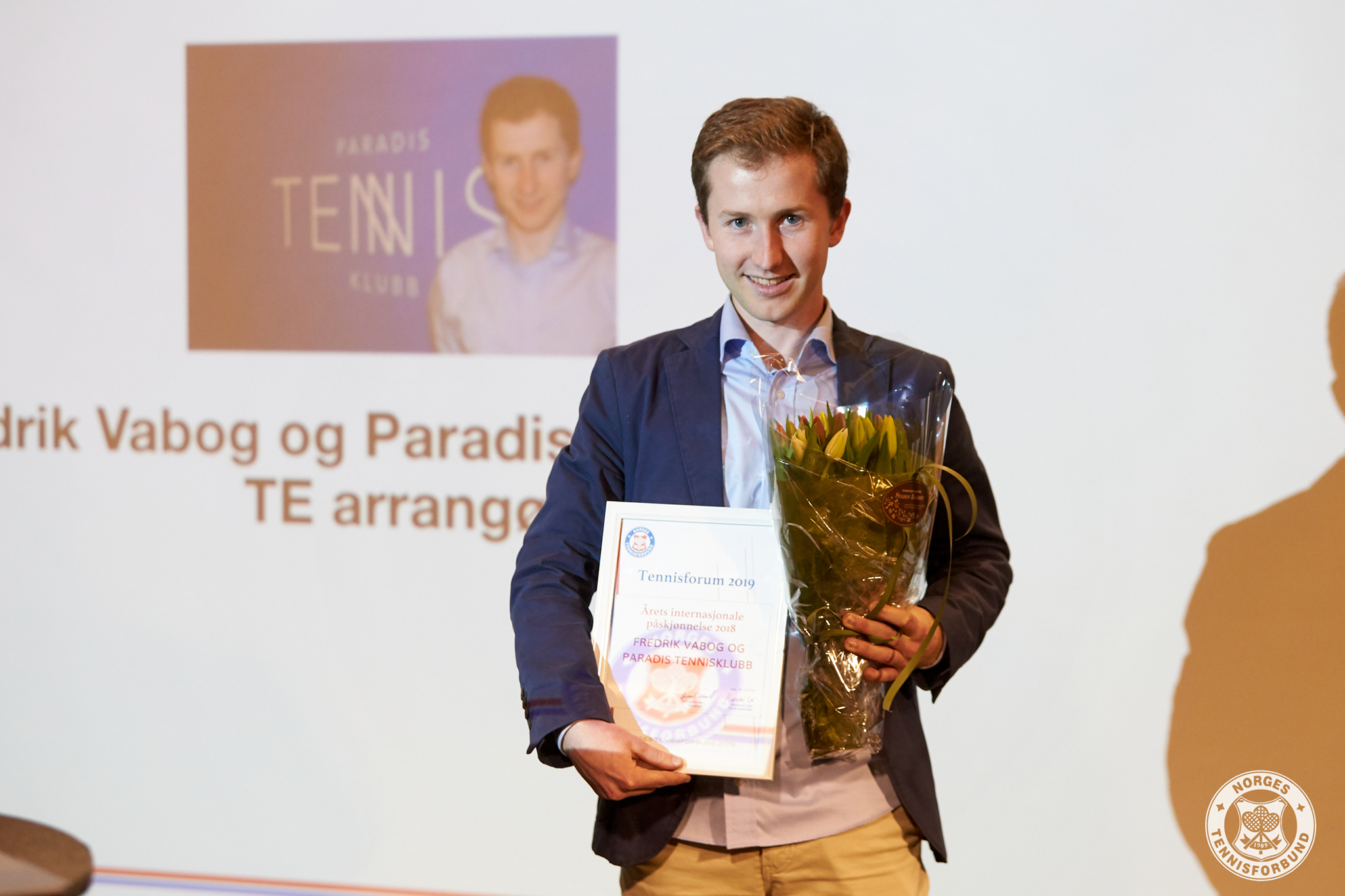 _19_9811 Tennisforum 2019 FB